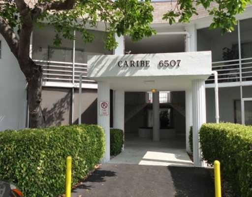 Wonderful condo for rent on first floor, completely tiled throughout, huge bedroom easily fits a king size bed, newly renovated master bathroom, lots of closets, screened patio, extra half bath for guests! Small community with 2 pools and big laundry rooms for each building. Association requires 650 credit score.