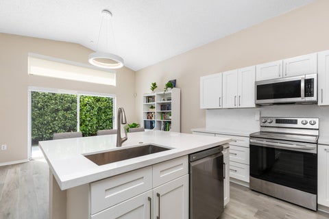 Tiny photo for 5349 NW 117th Avenue, Coral Springs, FL 33076 (MLS # B26036319)