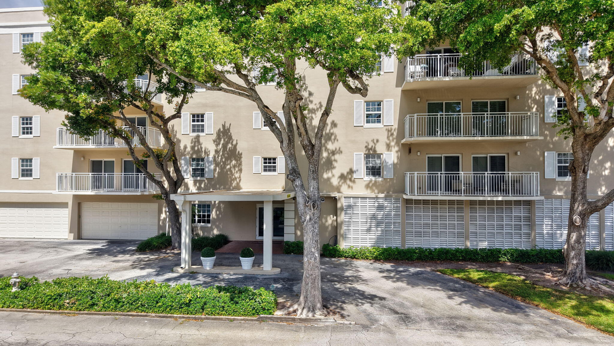 ATLANTIC CLOISTERS CONDO - Residential