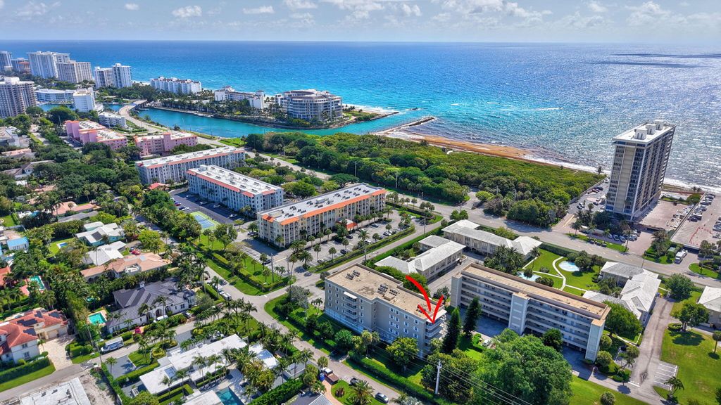 Photo of 950 De Soto Road #5a, Boca Raton, FL 33432 (MLS # B26032467)