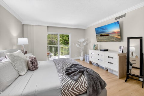 Tiny photo for 950 De Soto Road #5a, Boca Raton, FL 33432 (MLS # B26032467)