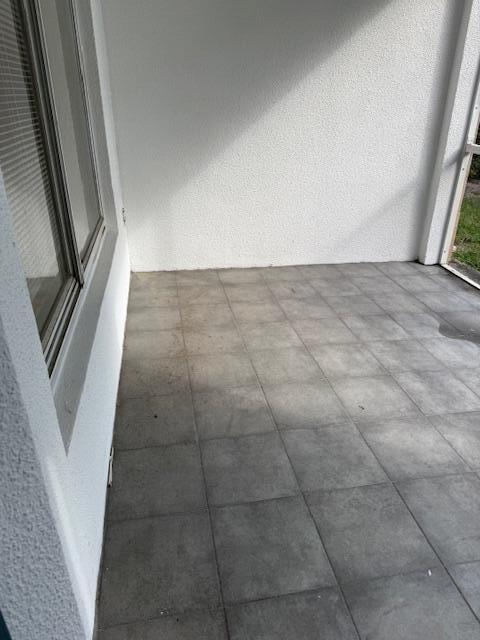 CASABLANCA ISLES CONDO - Residential Lease