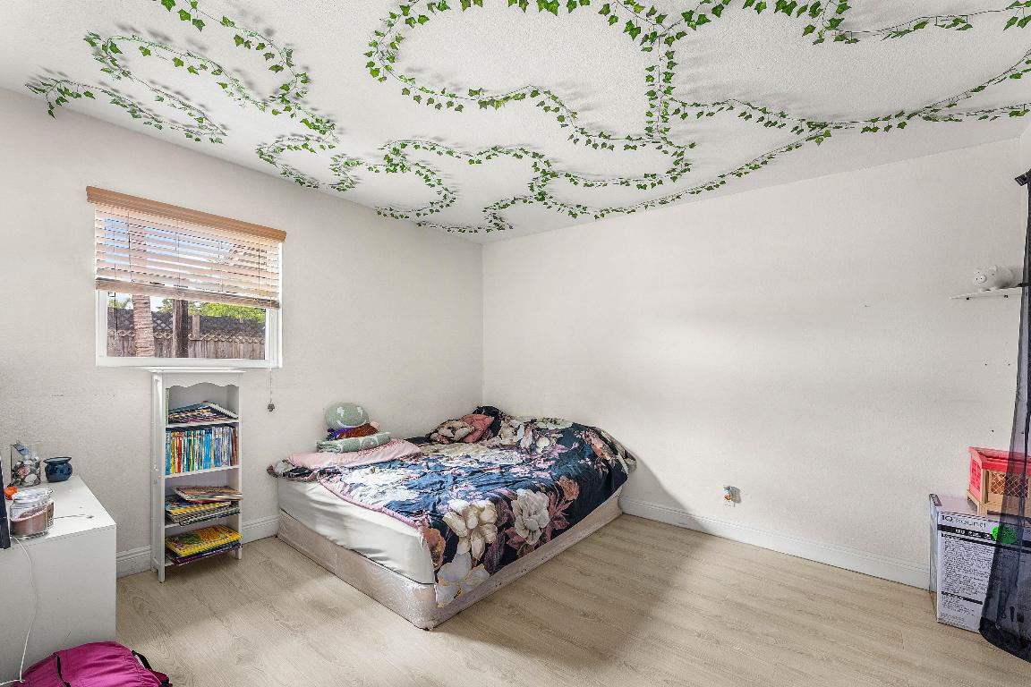 MEADOW PARK - Residential Income