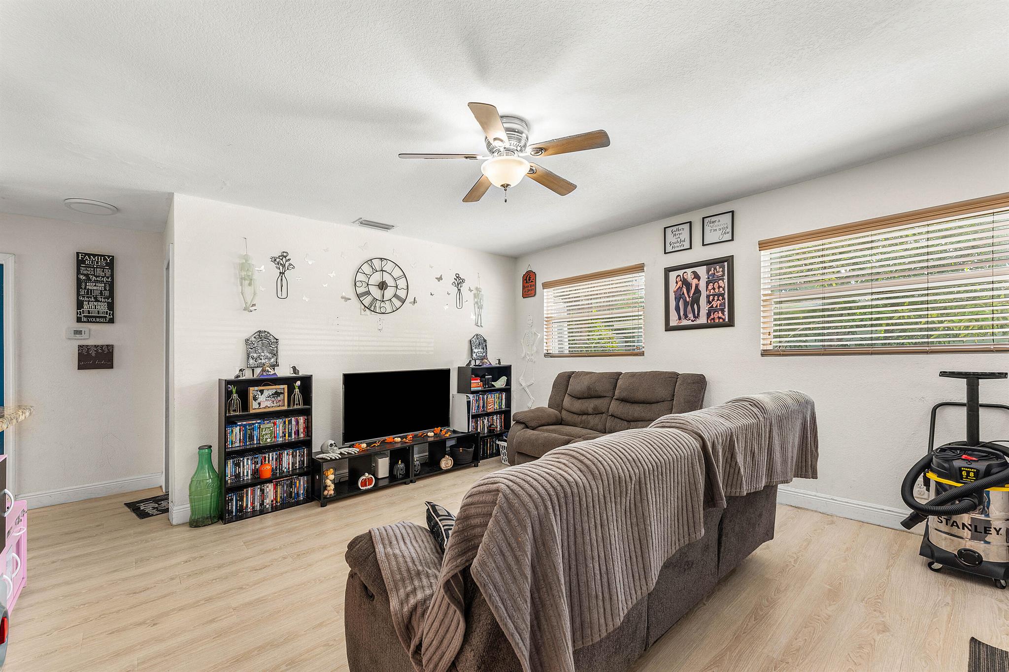 MEADOW PARK - Residential Income