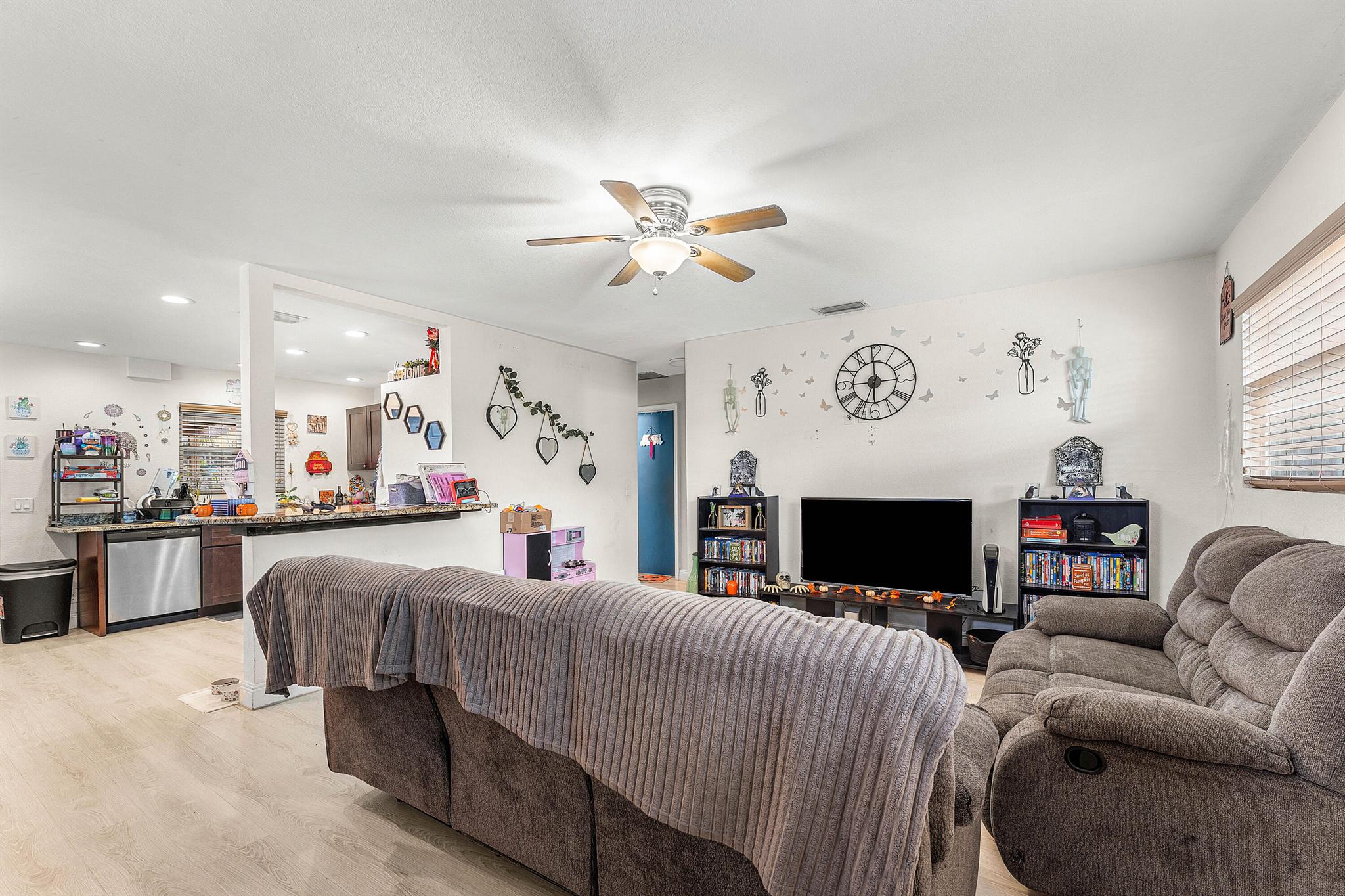 MEADOW PARK - Residential Income