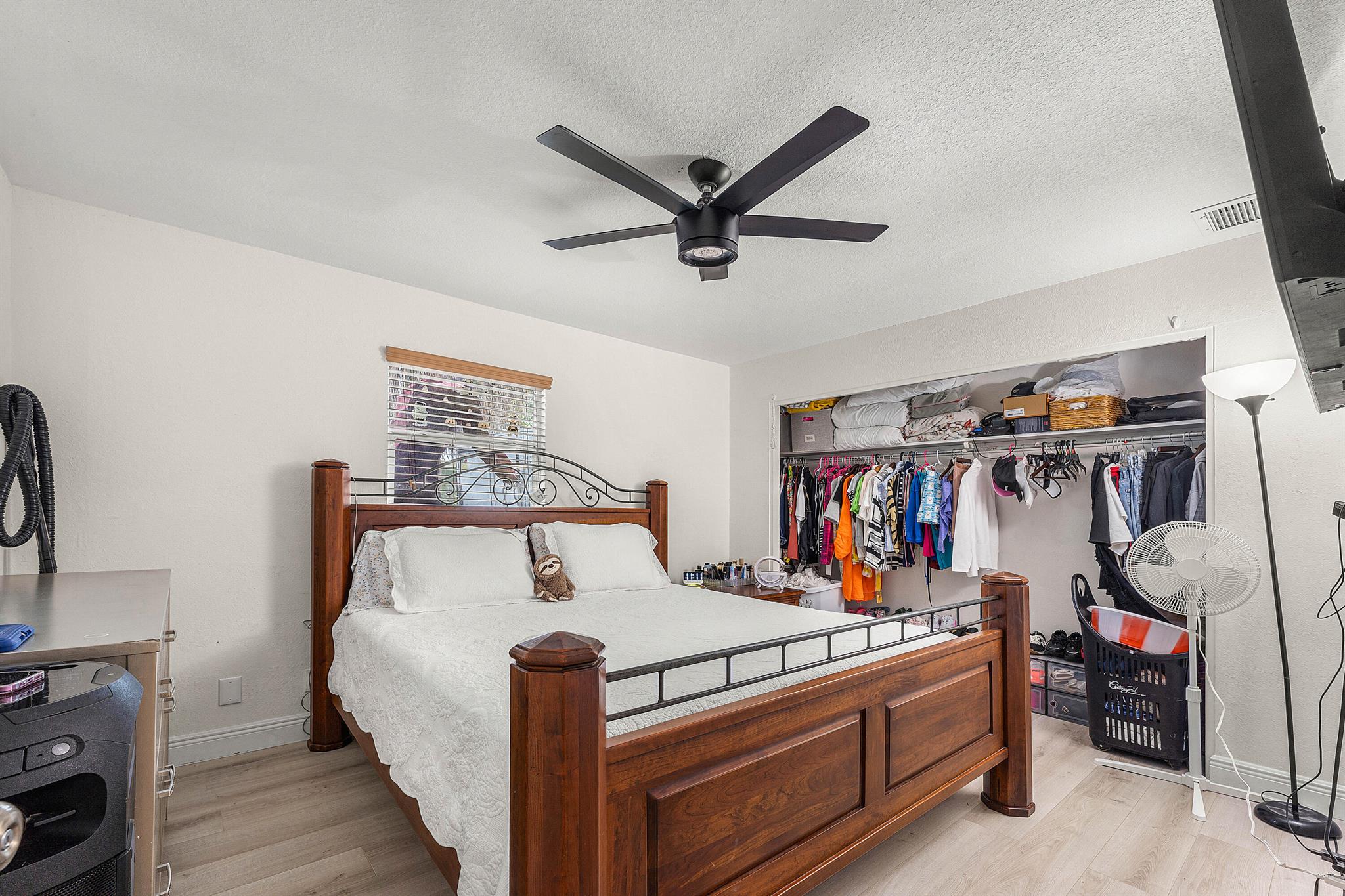 MEADOW PARK - Residential Income