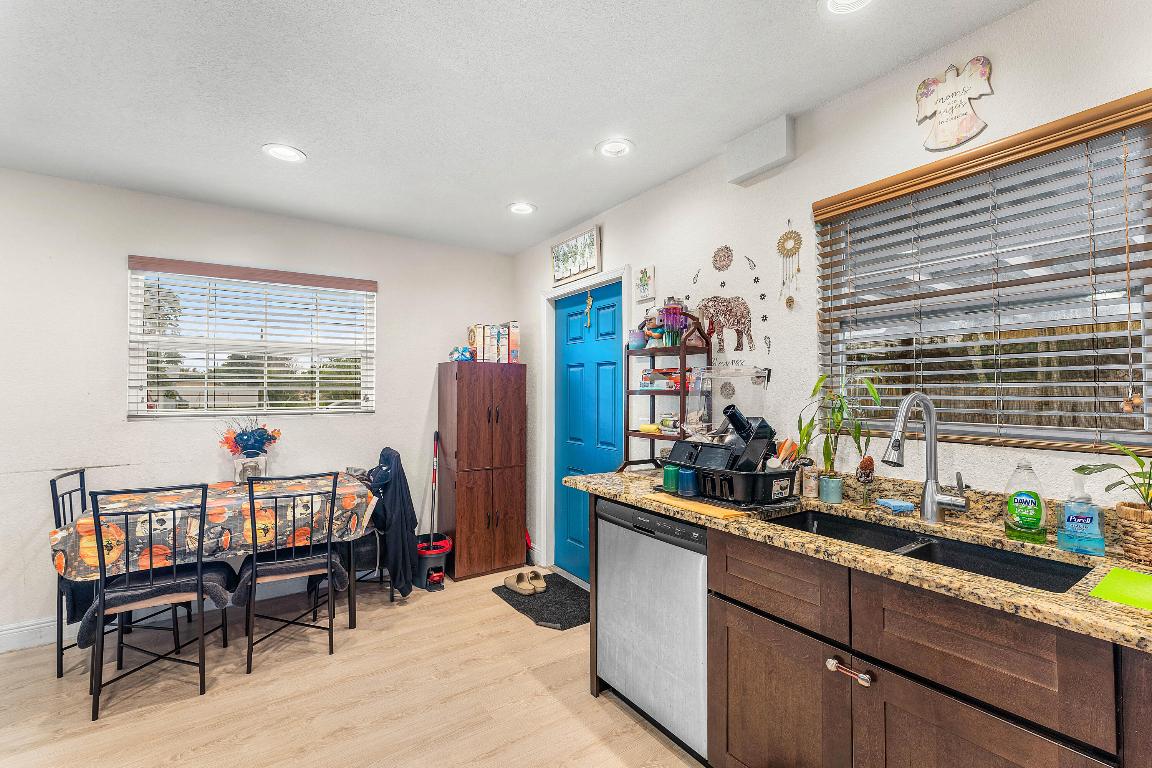 MEADOW PARK - Residential Income