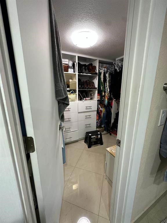 VILLAGE GREEN - Residential