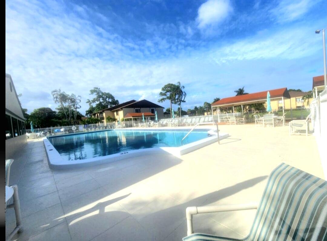 PINE RIDGE SOUTH II CONDO - Residential