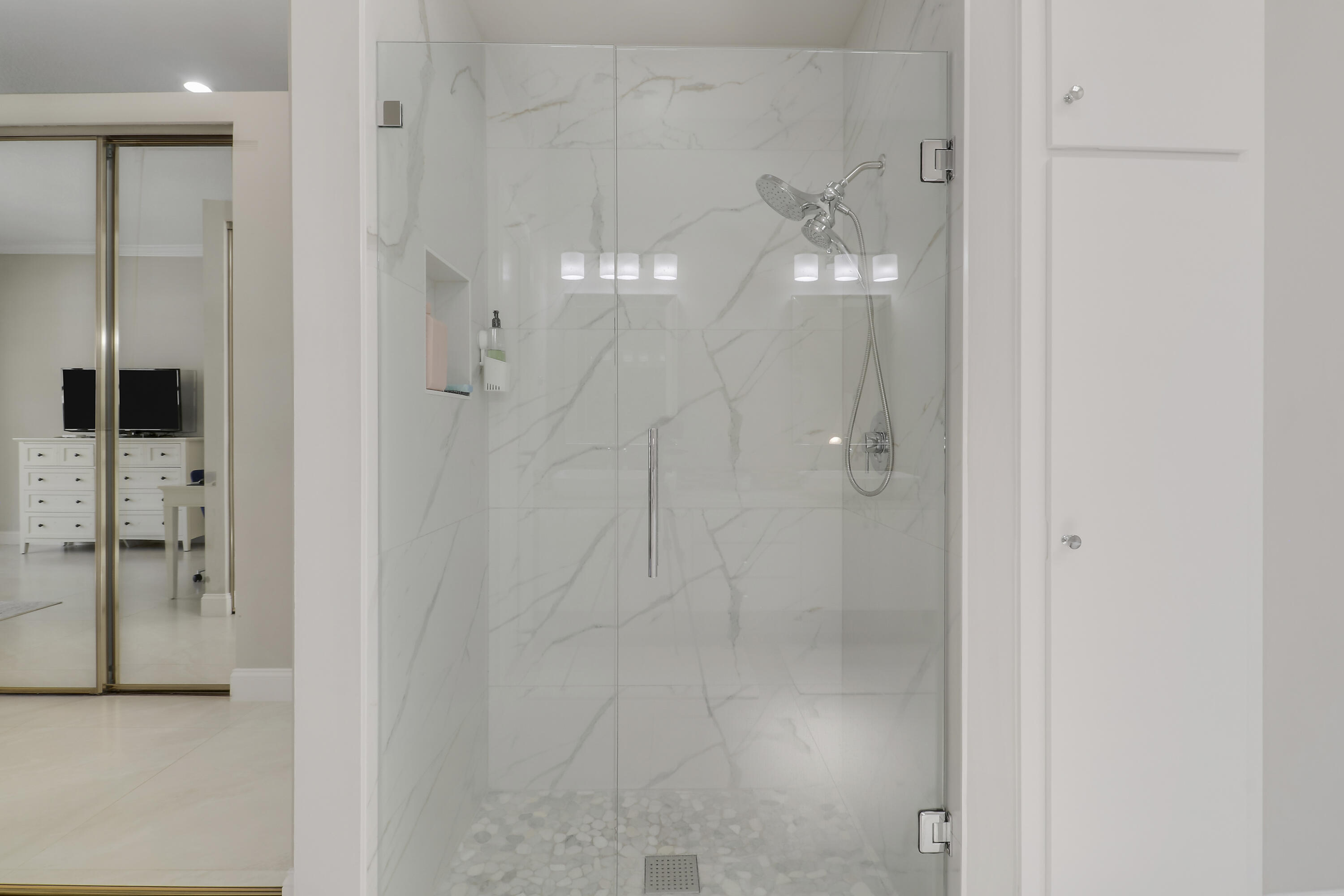 Hamptons At Maplewood - Residential