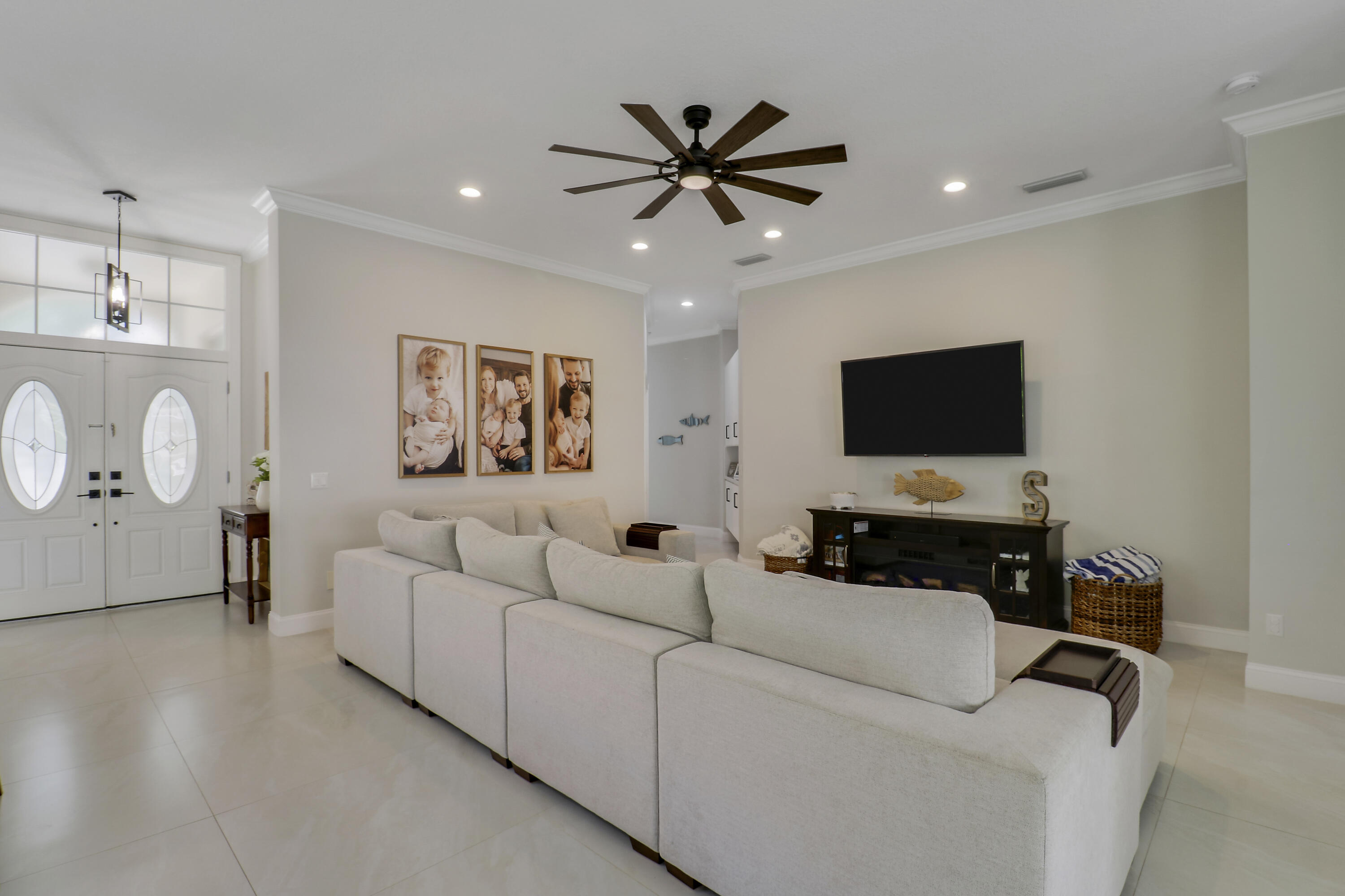 Hamptons At Maplewood - Residential