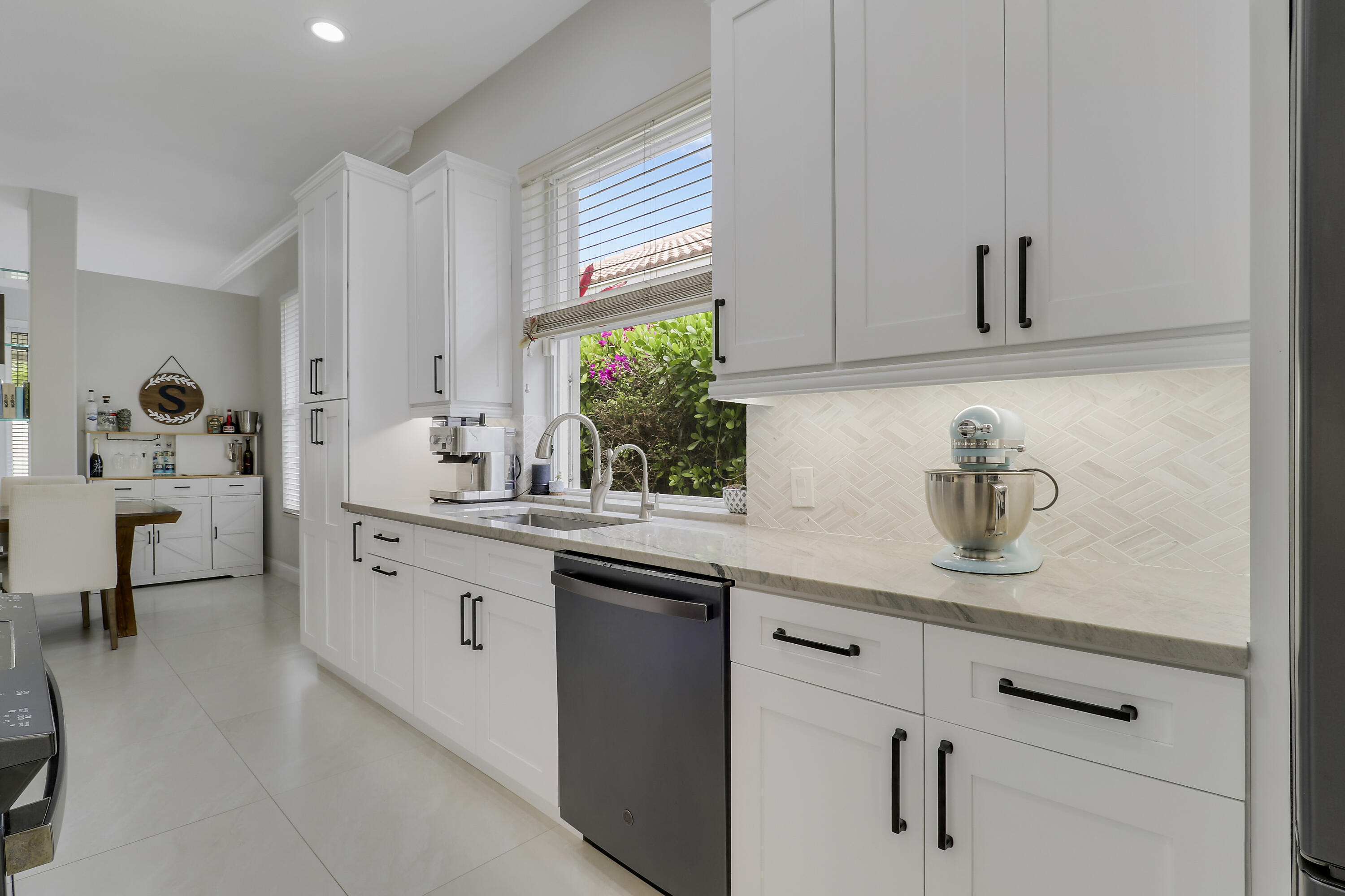 Hamptons At Maplewood - Residential