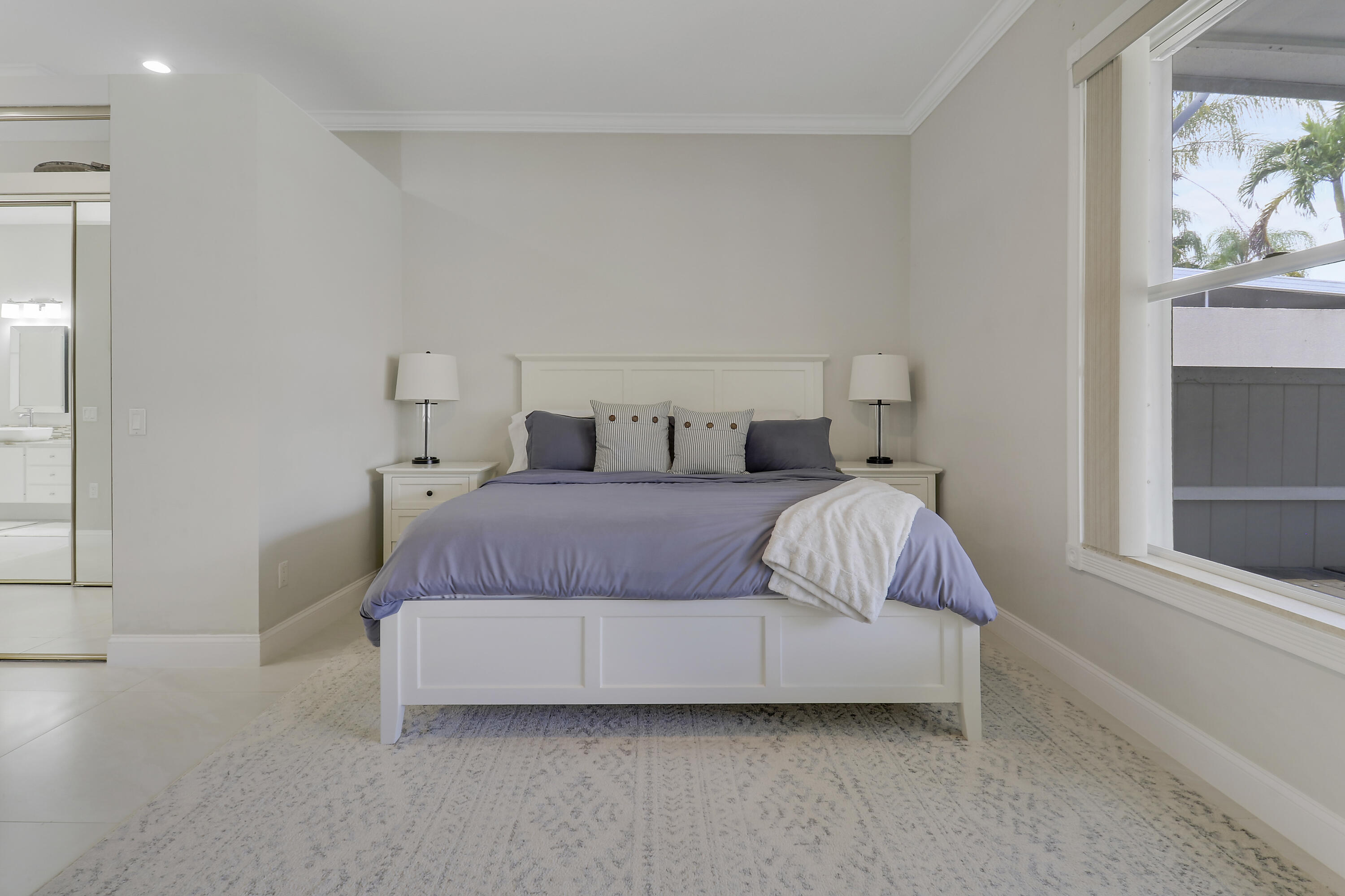 Hamptons At Maplewood - Residential