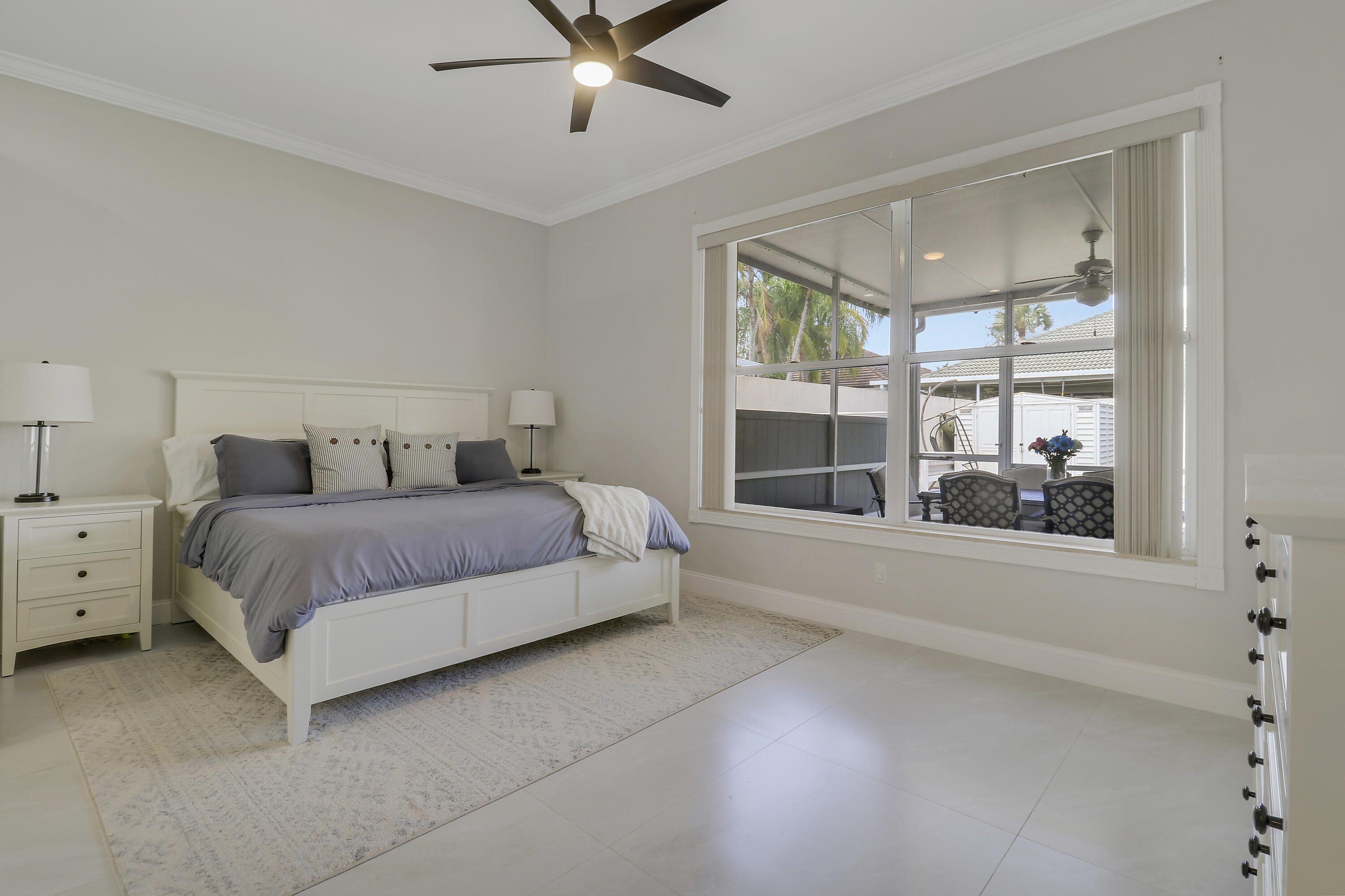 Hamptons At Maplewood - Residential