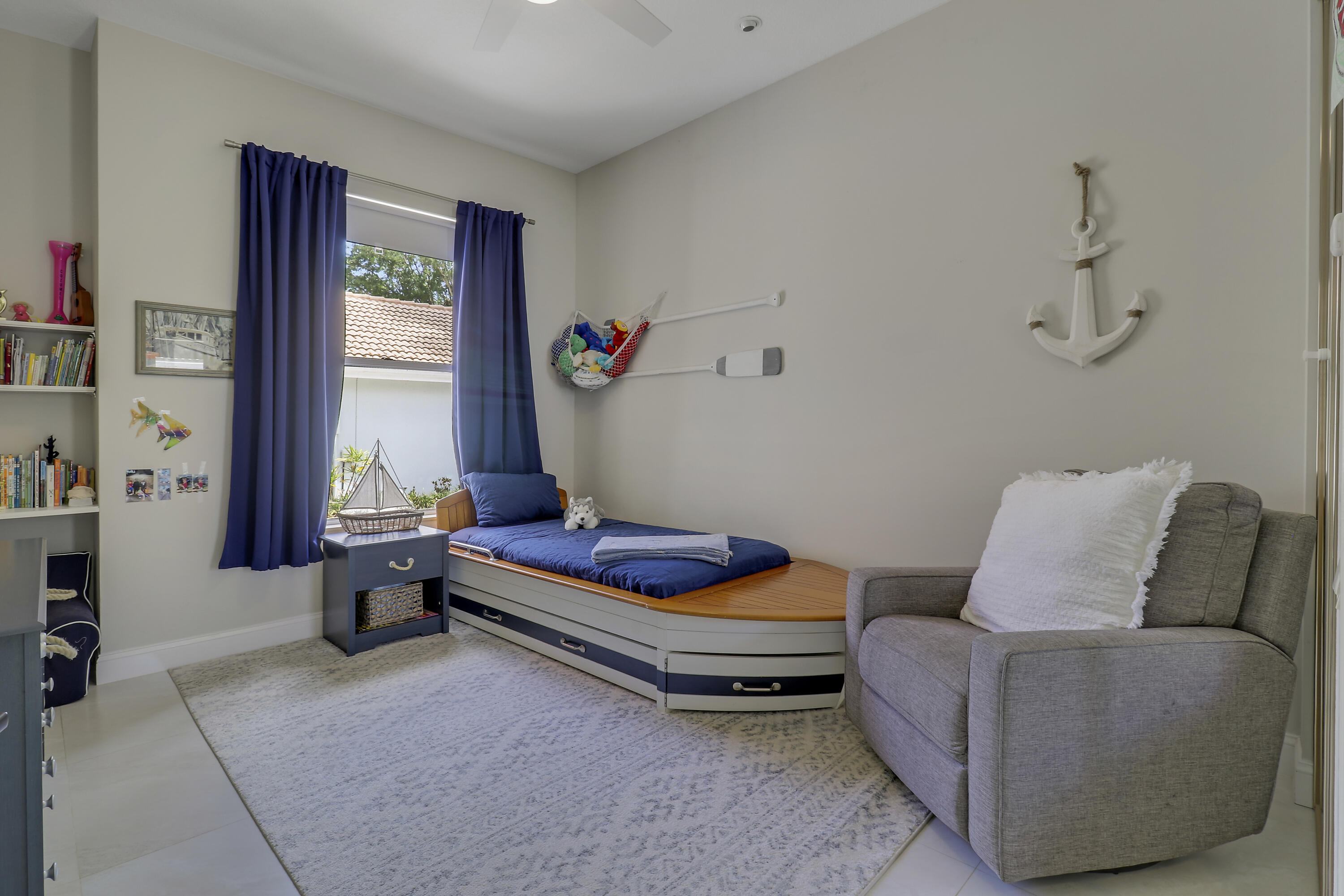 Hamptons At Maplewood - Residential