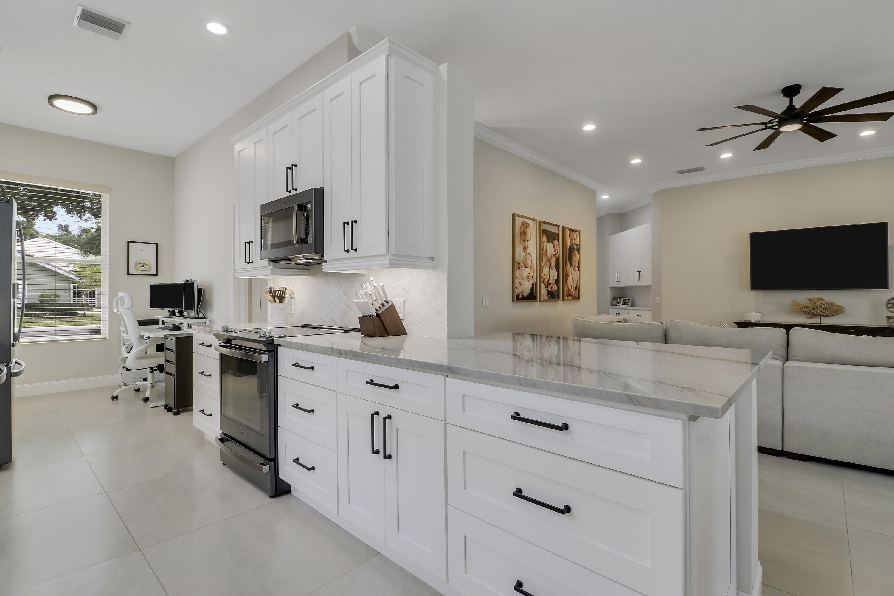 Hamptons At Maplewood - Residential