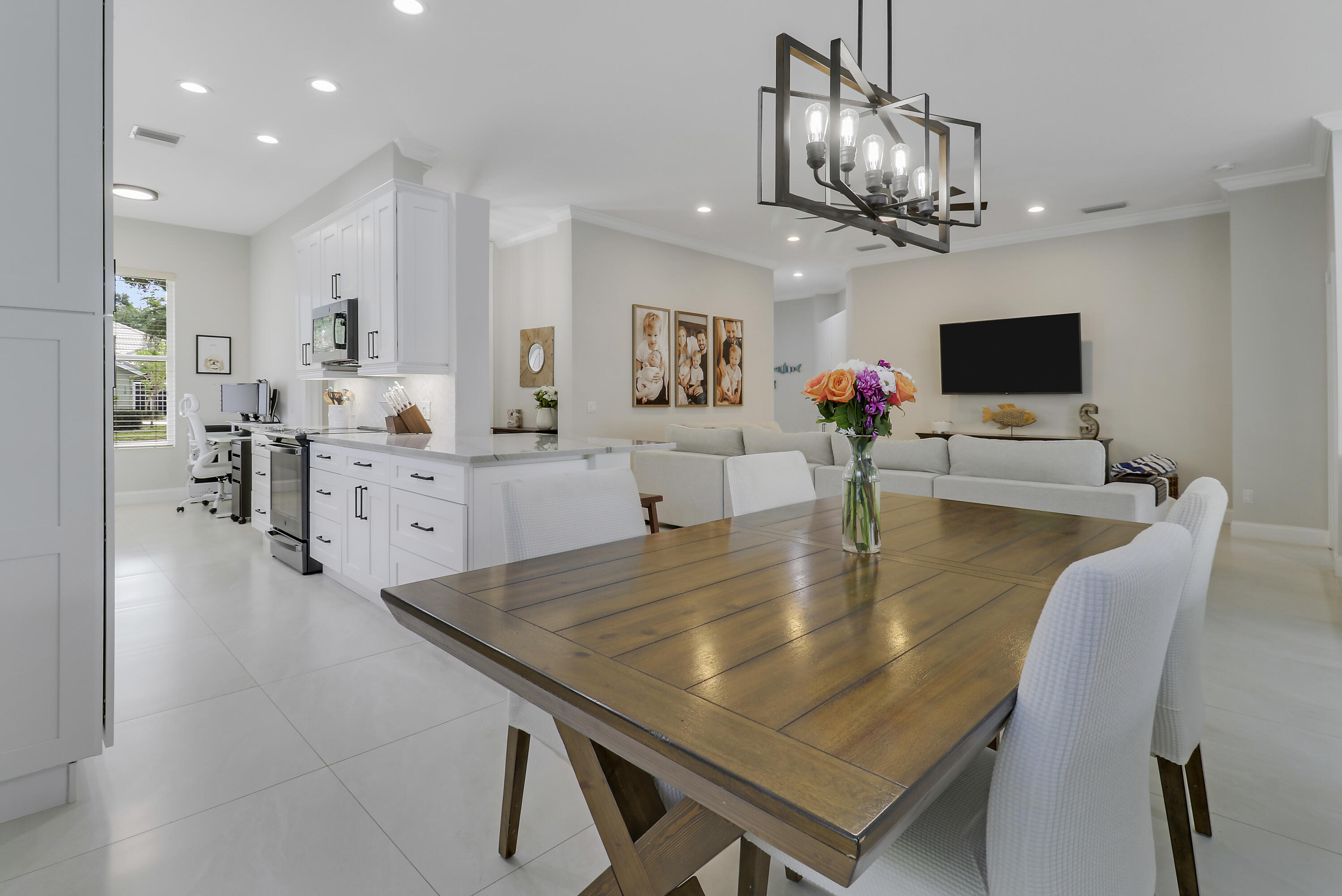 Hamptons At Maplewood - Residential