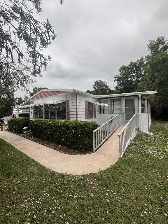 Spanish Lakes - Residential