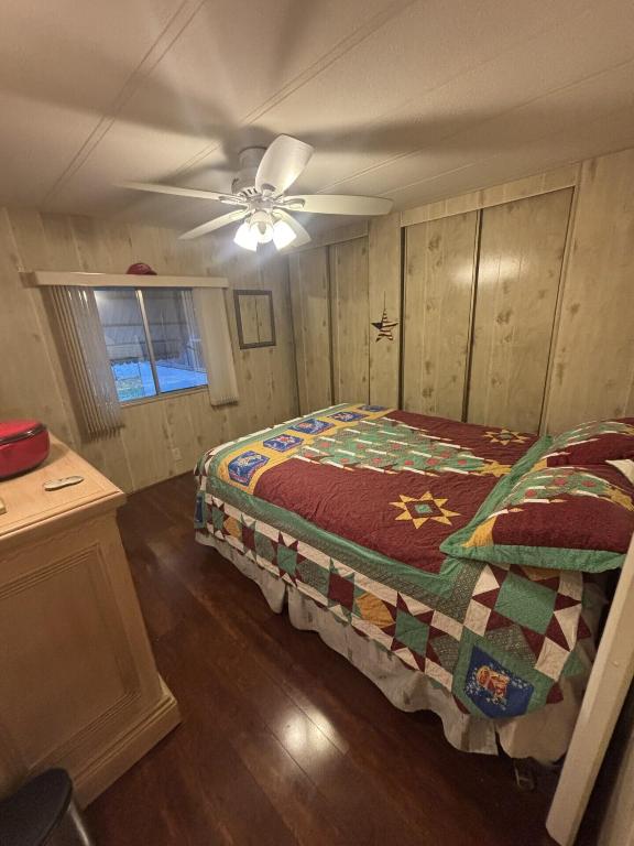 Spanish Lakes - Residential