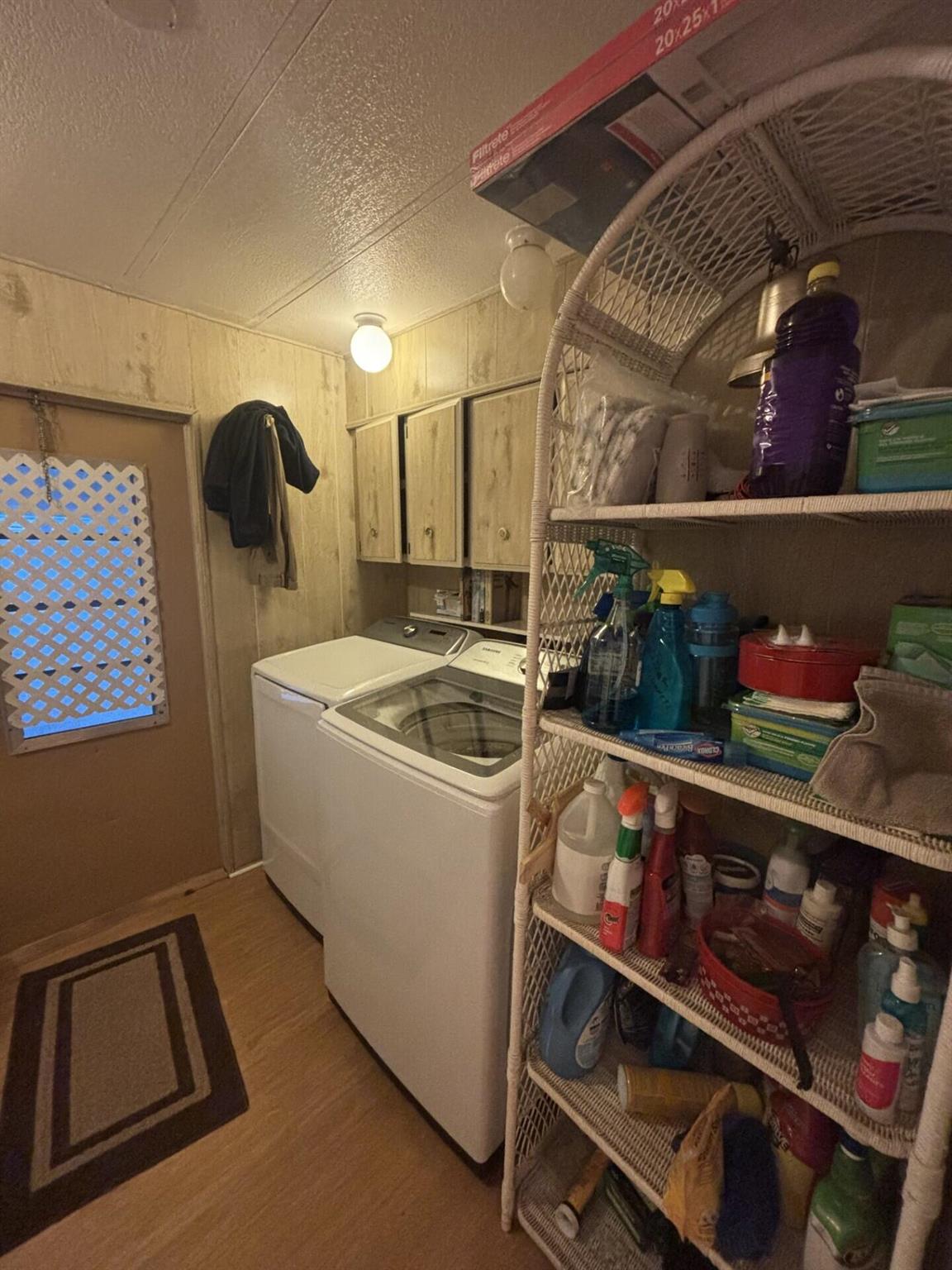 Spanish Lakes - Residential