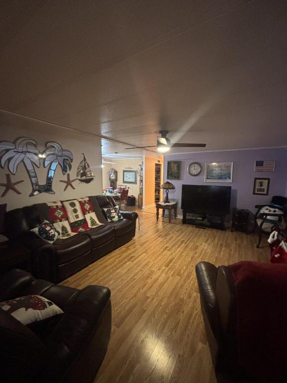 Spanish Lakes - Residential