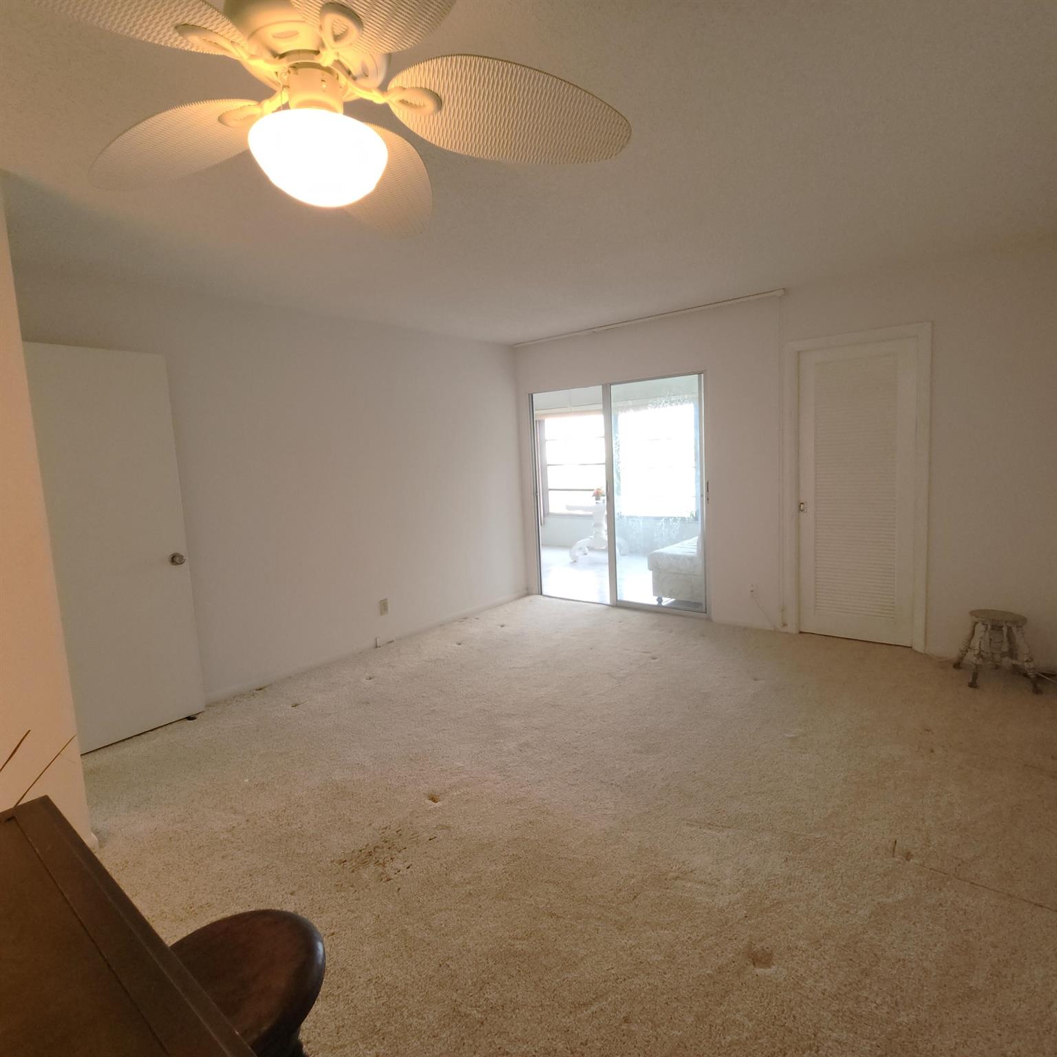 WELLINGTON CONDOS - Residential