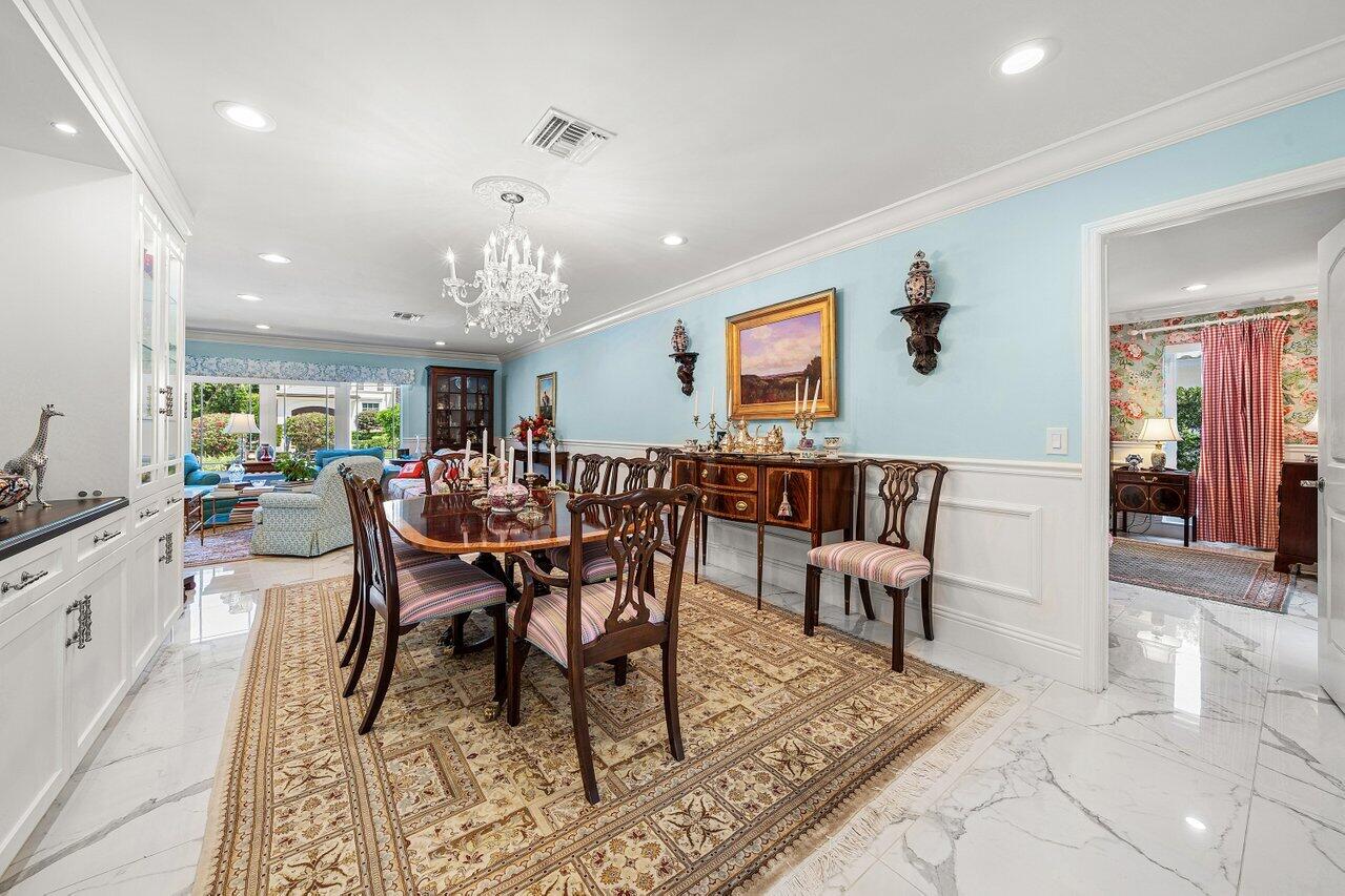 ROYAL PALM YACHT & COUNTRY CLUB - Residential