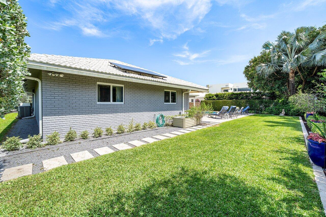 ROYAL PALM YACHT & COUNTRY CLUB - Residential