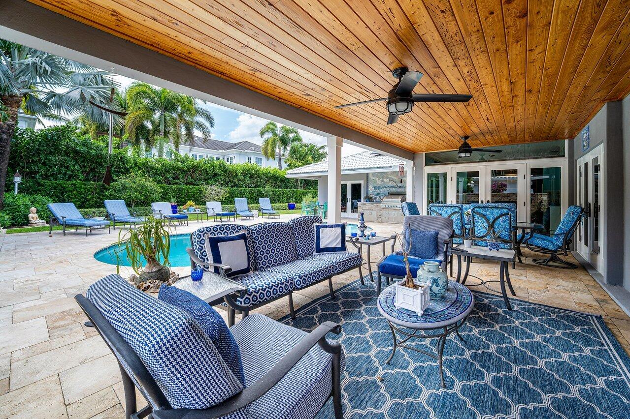 ROYAL PALM YACHT & COUNTRY CLUB - Residential