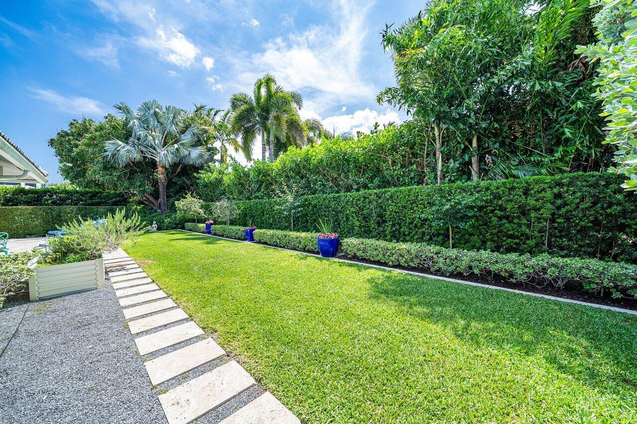 ROYAL PALM YACHT & COUNTRY CLUB - Residential