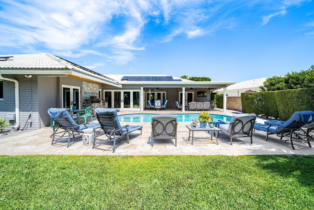 ROYAL PALM YACHT & COUNTRY CLUB - Residential
