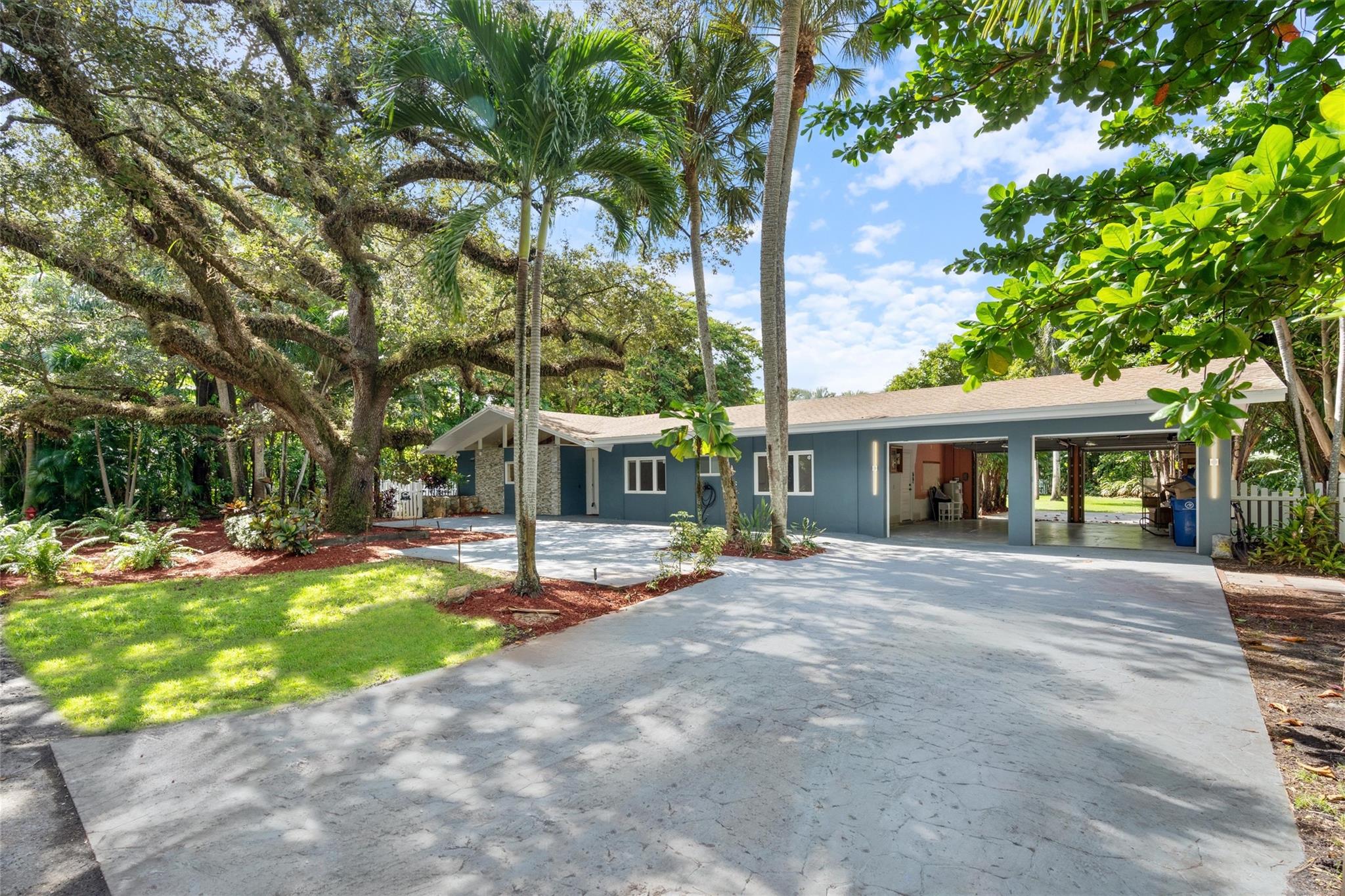 RIVER LANDS - Residential