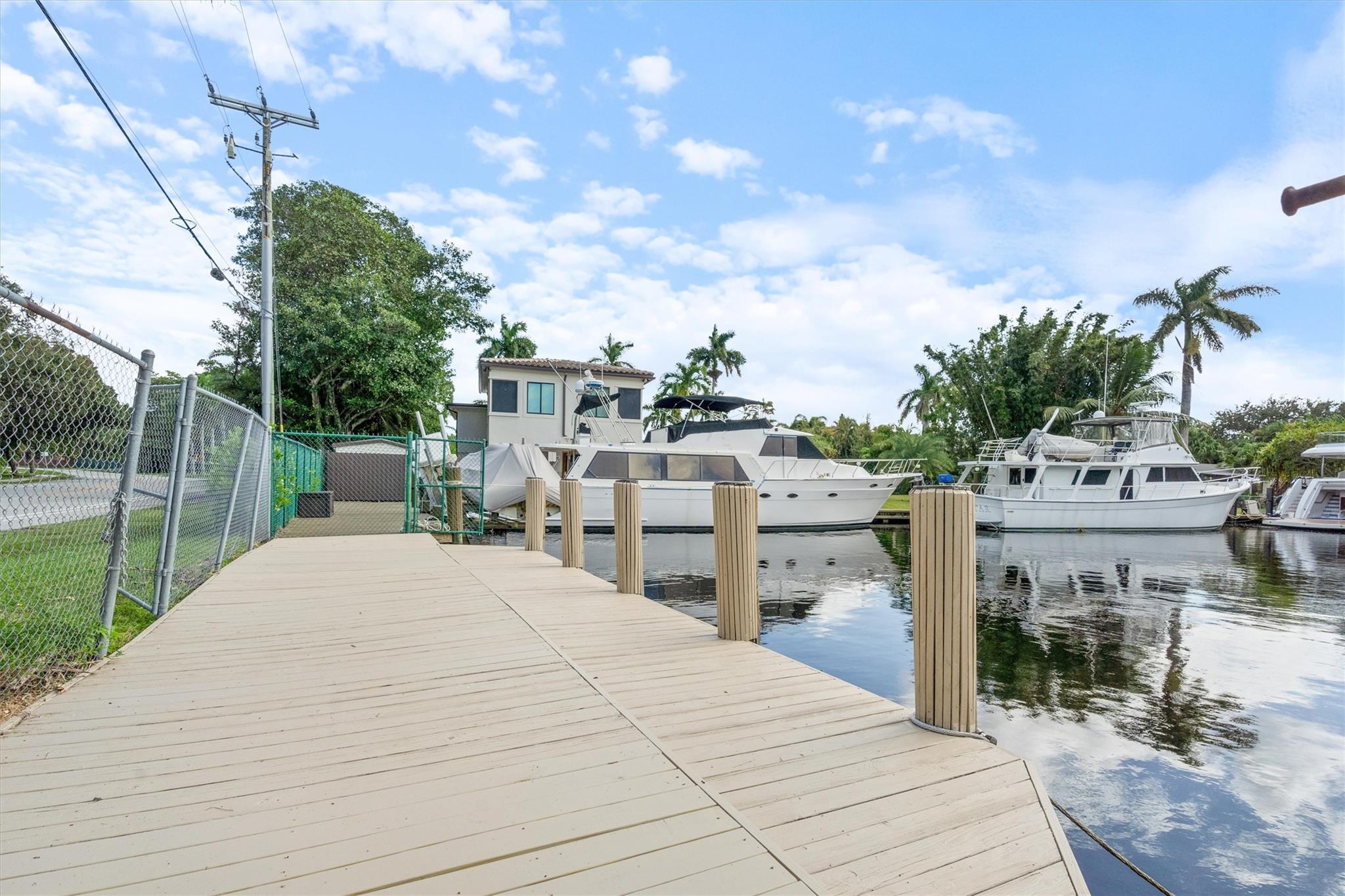 RIVER LANDS - Residential