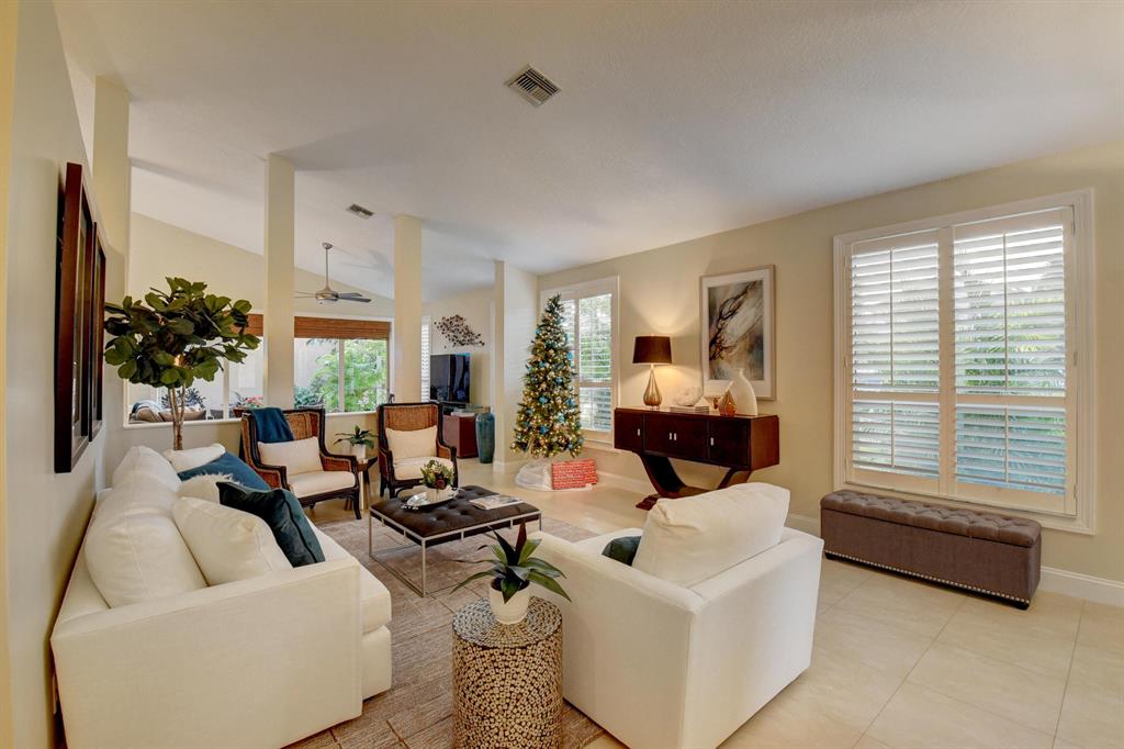 VENTURA MISSION BAY - Residential