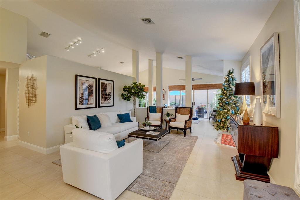 VENTURA MISSION BAY - Residential