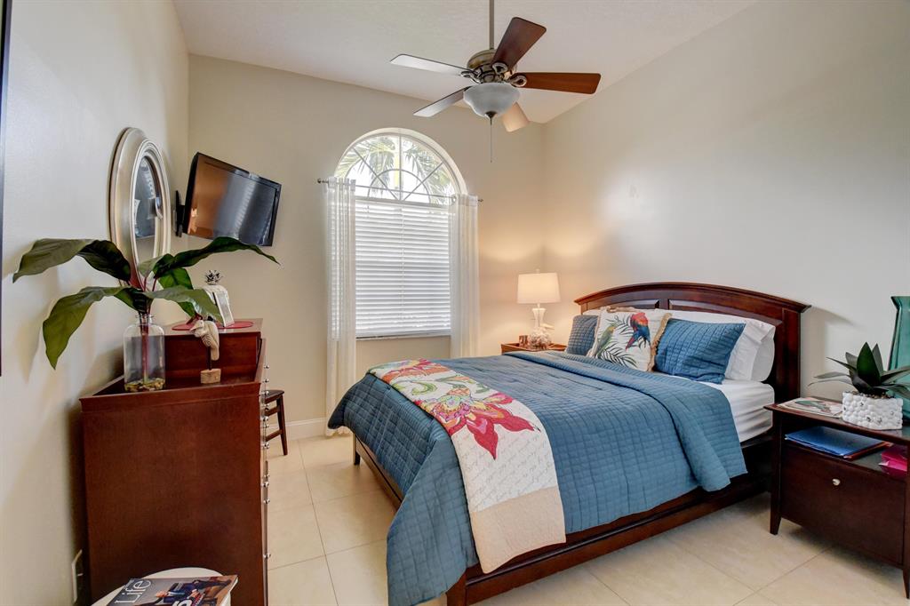 VENTURA MISSION BAY - Residential