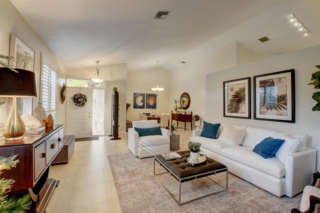 VENTURA MISSION BAY - Residential