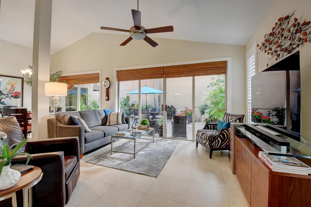 VENTURA MISSION BAY - Residential