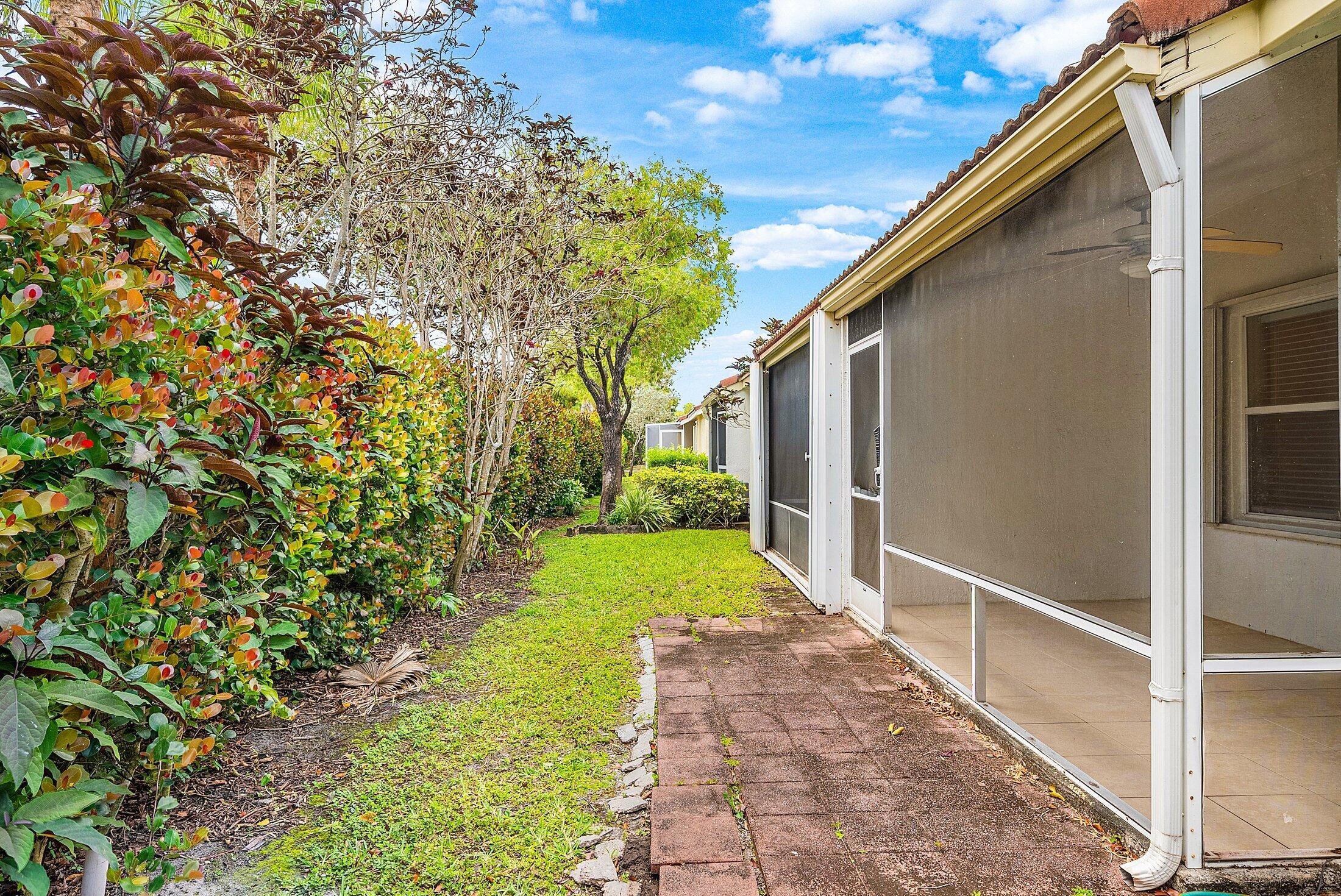 FLORAL LAKES PH 3 AND 4 - Residential