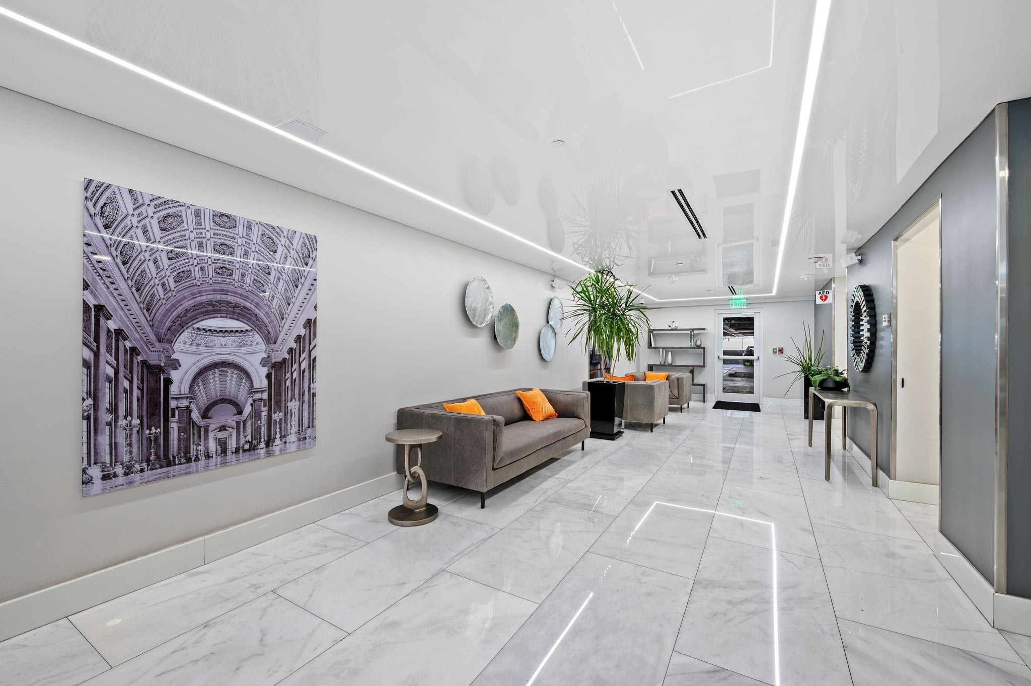 ESSEX TOWER - Residential