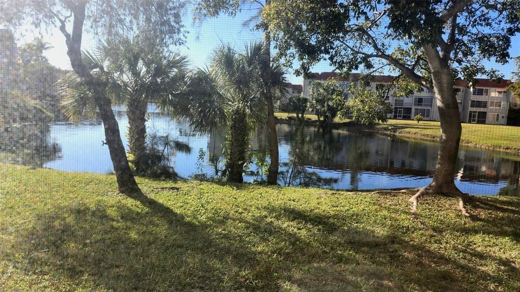 3071 Sunrise Lks Dr 112