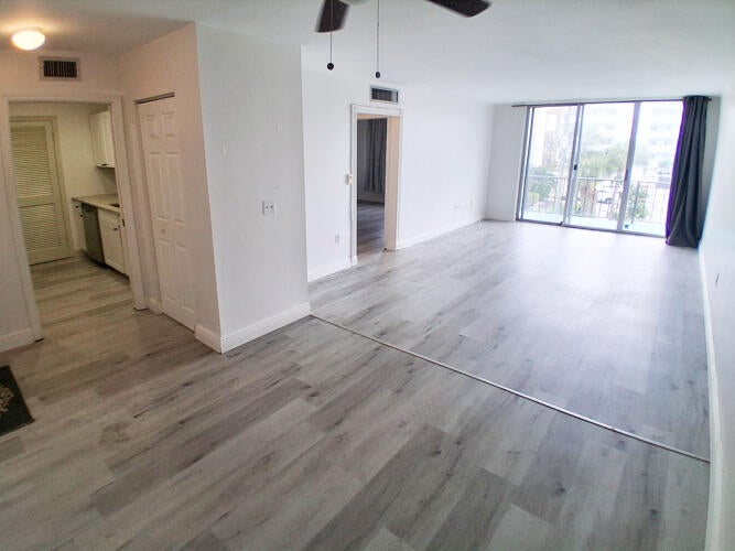 301 Croton Avenue 302