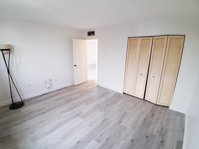 301 Croton Avenue 302