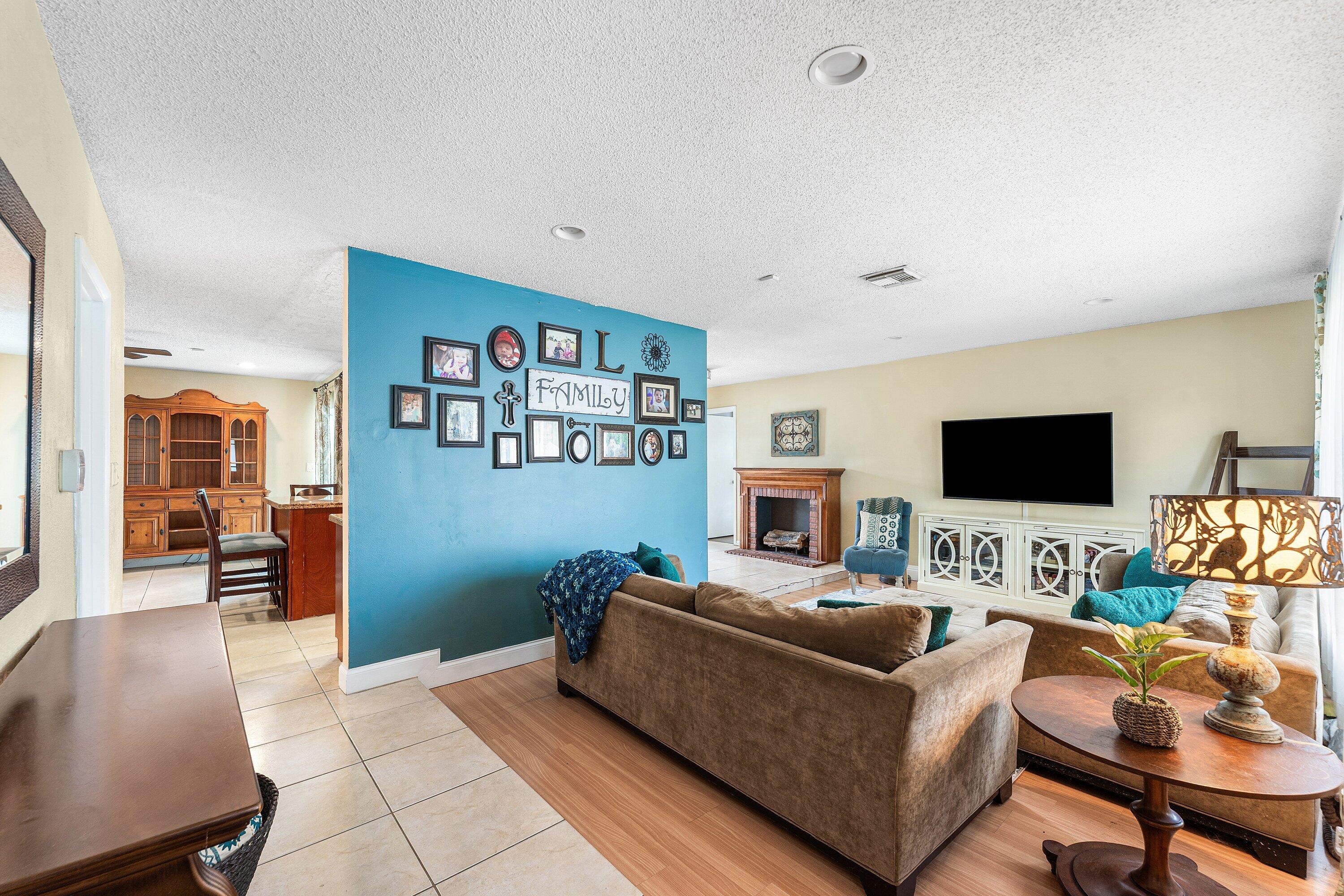 3760 NW 112th Terrace
