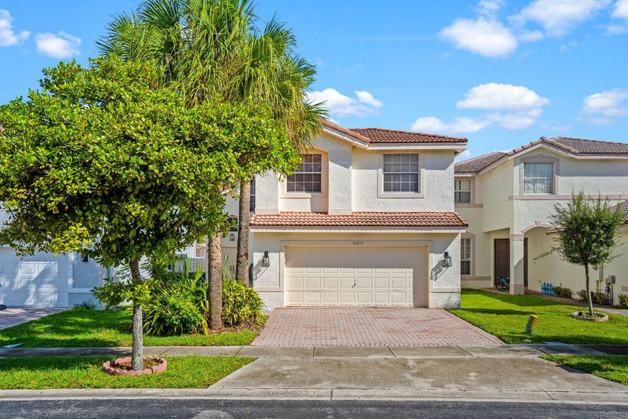 Make this Beautiful 3 bedrooms and 2 1/2 bathrooms your home ! Enjoy this spacious layout with granite countertops and stainless steel appliances, Oversized Master suite . All bedrooms located on second floor ,2 Car garage spacious laundry room ,enjoy Jacuzzi in the privacy of your back yard . Pets are welcome ! Prime family area with Good schools nearby . Enjoy club house with many amenities that you will be able to have access to.