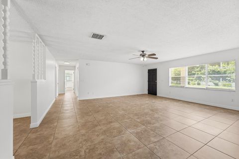 Tiny photo for 12765 Roseland Road, Sebastian, FL 32958 (MLS # B26036761)