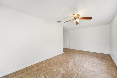Tiny photo for 12765 Roseland Road, Sebastian, FL 32958 (MLS # B26036761)