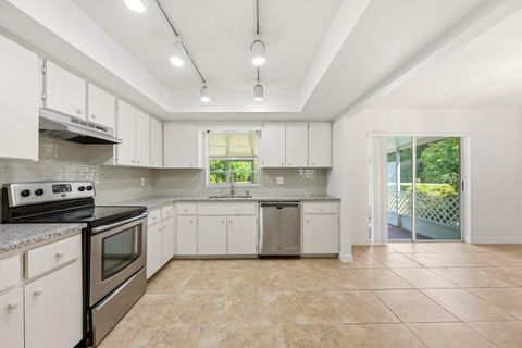 Tiny photo for 12765 Roseland Road, Sebastian, FL 32958 (MLS # B26036761)