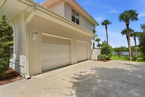 Tiny photo for 12765 Roseland Road, Sebastian, FL 32958 (MLS # B26036761)