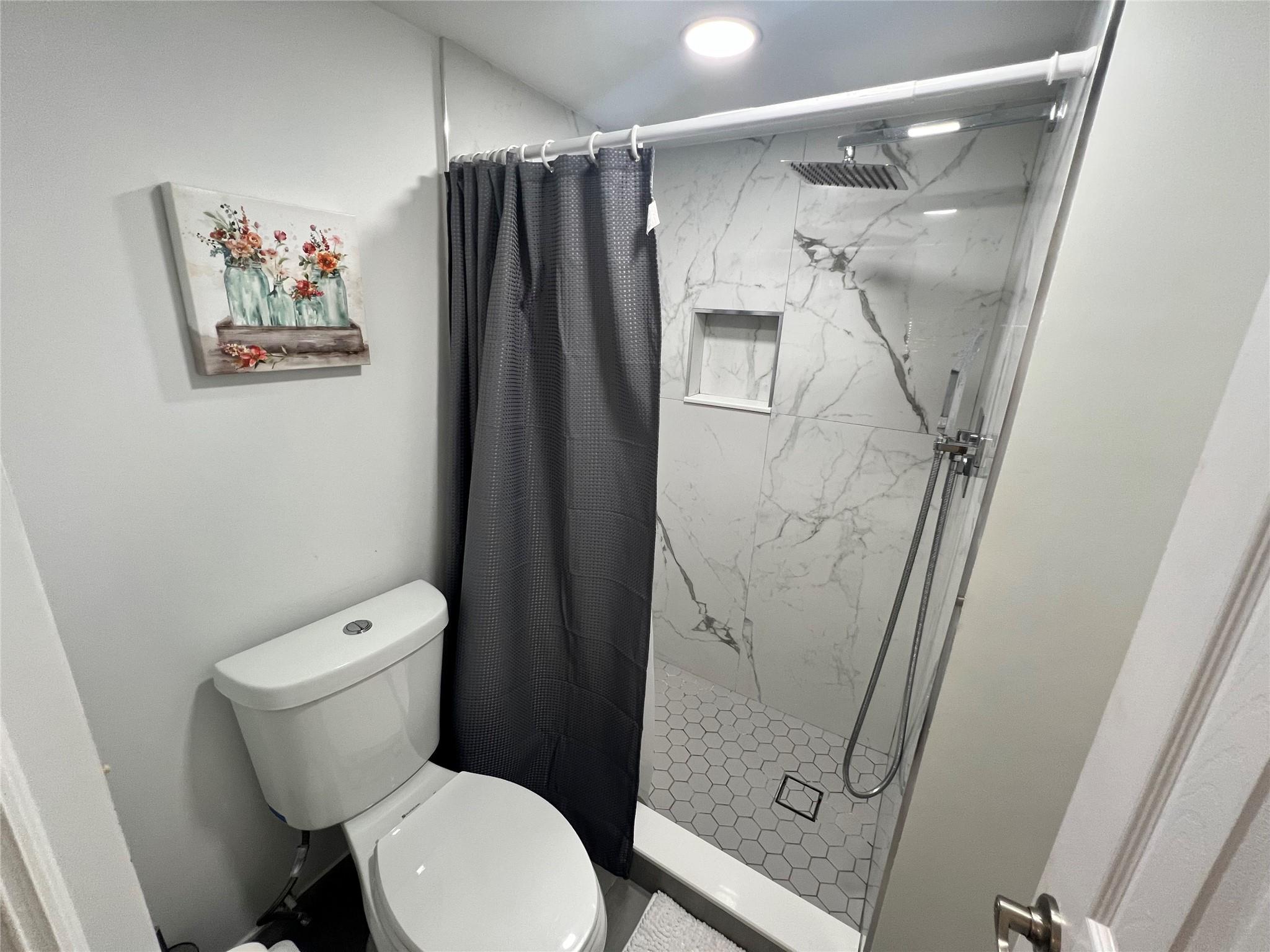 Meadowridge Condo - Residential Lease